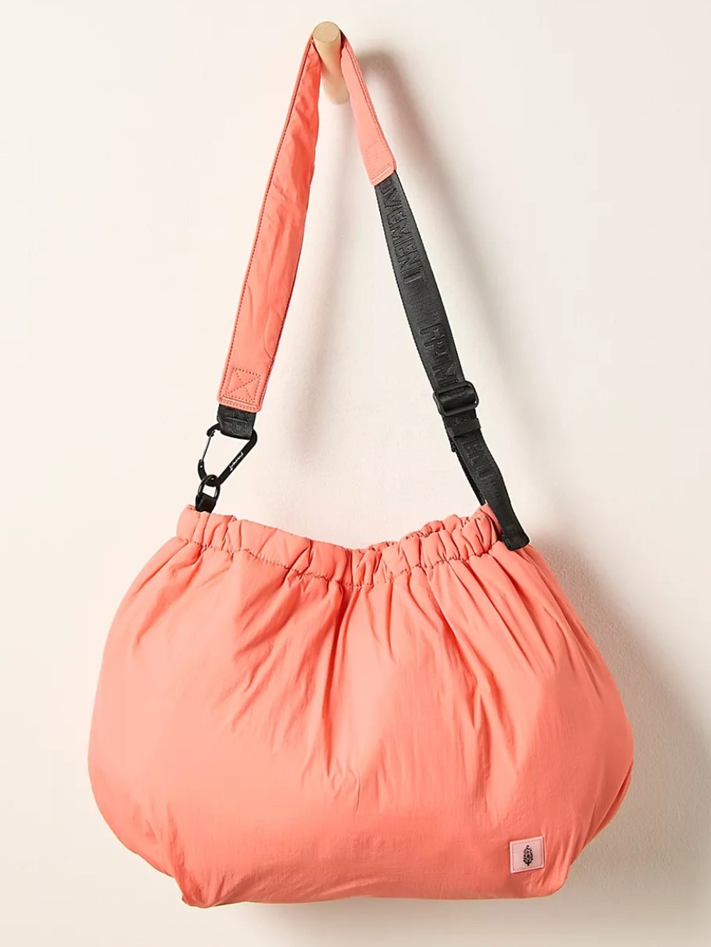Free People Movement Rest Day Carryall Bag NWT Flame Coral Nylon Shoulder Tote - Picture 2 of 6
